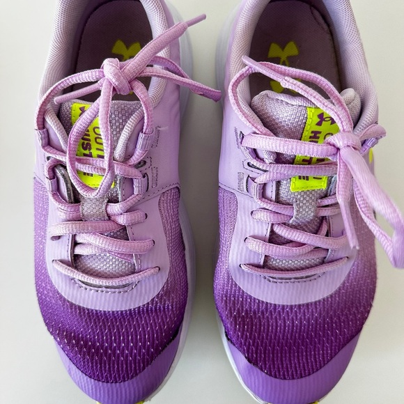 Kids Under Armour Purple running shoes - size 4Y - Picture 10 of 10